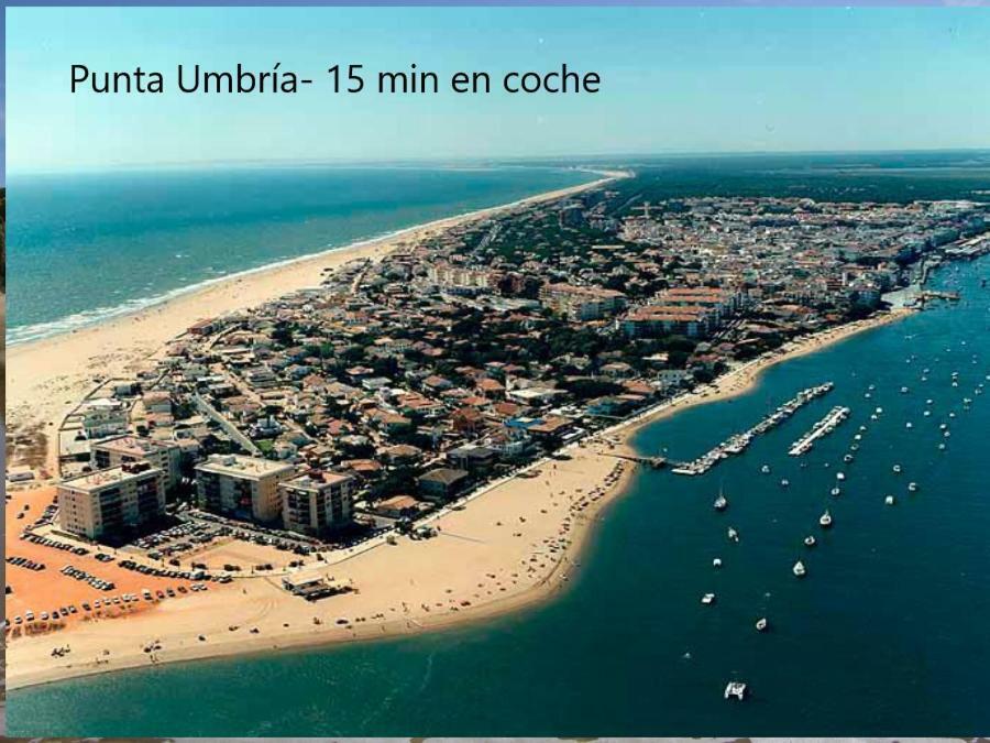 Duplex En Huelva A 15 Minutos En Coche De Las Mejores Playas De Espana Exterior photo